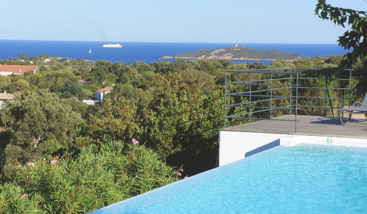 Location Villa Pinarello Vue Mer (7)