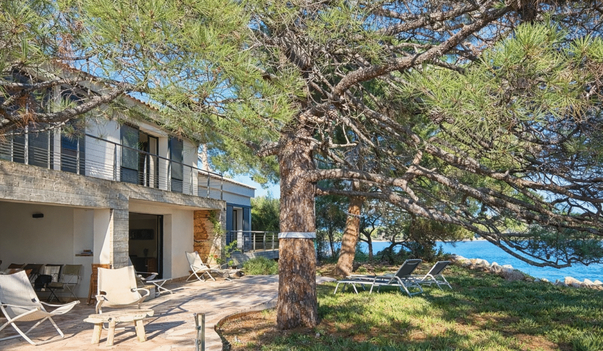 Villa pied dans l'eau porto vecchio cala rossa2