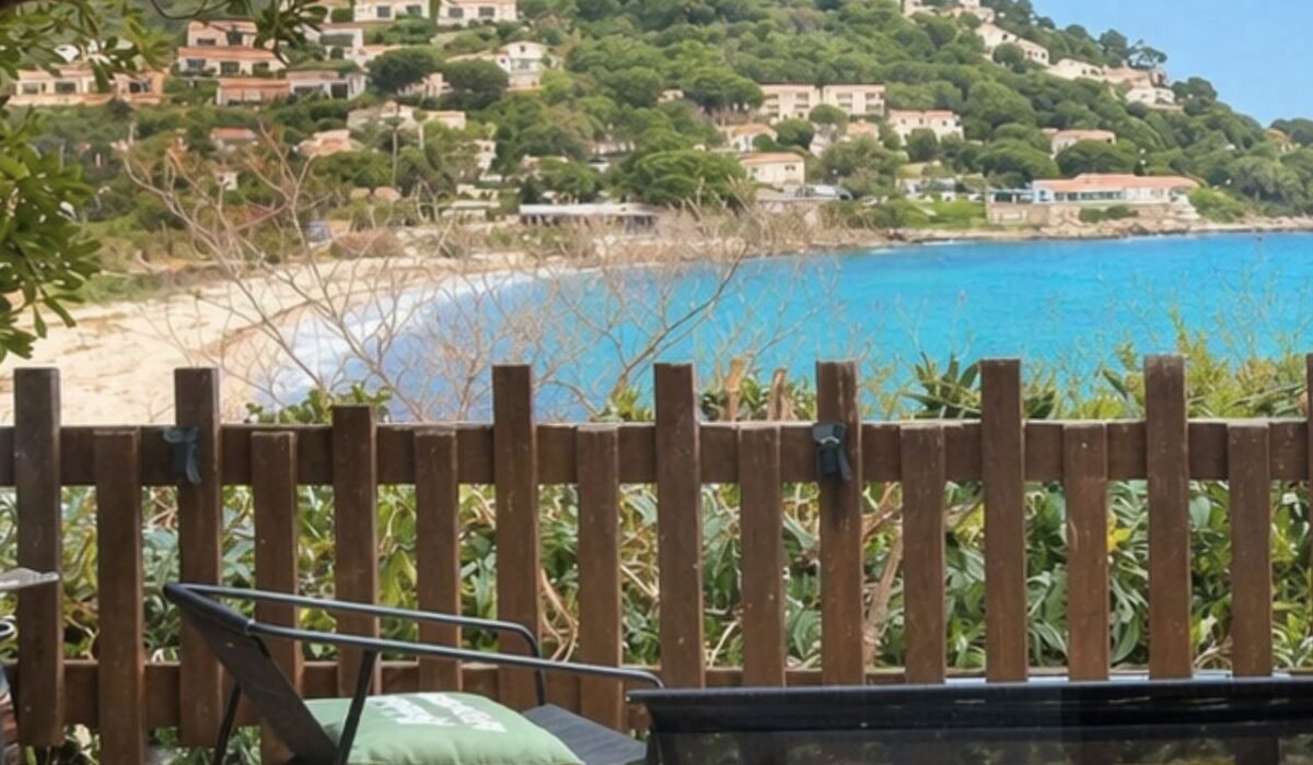10Location appartement bord de mer Tarco Porto Vecchio
