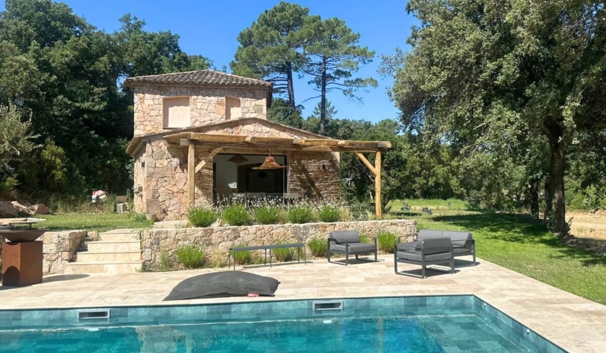 21Location Bergerie Piscine Porto Vecchio