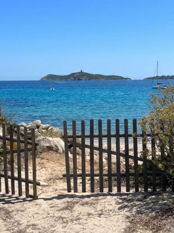 8Location bord de mer Pinarello