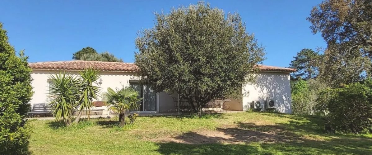 Location Villa Livia proche rivière Porto Vecchio (16)