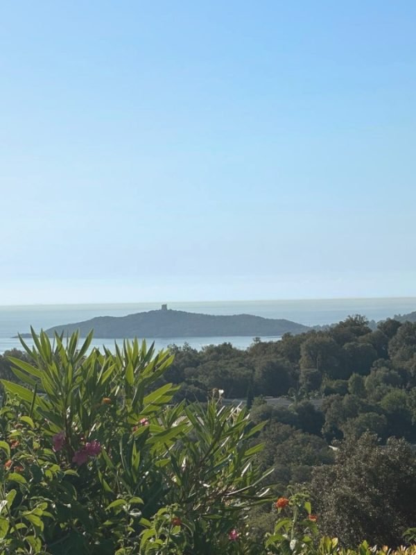 Location Villa Pinarello Vue Mer (17)