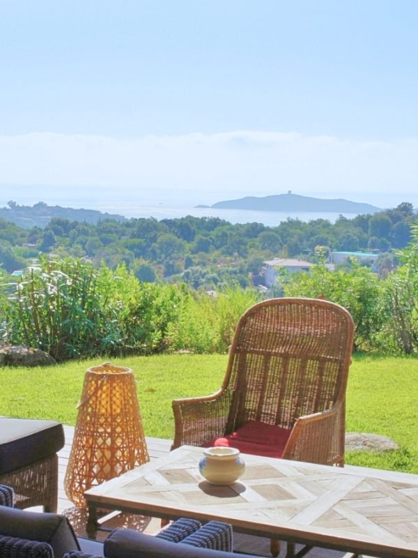 Location Villa Pinarello Vue Mer (26)