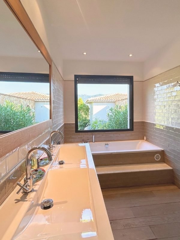 Location Villa Pinarello Vue Mer (43)