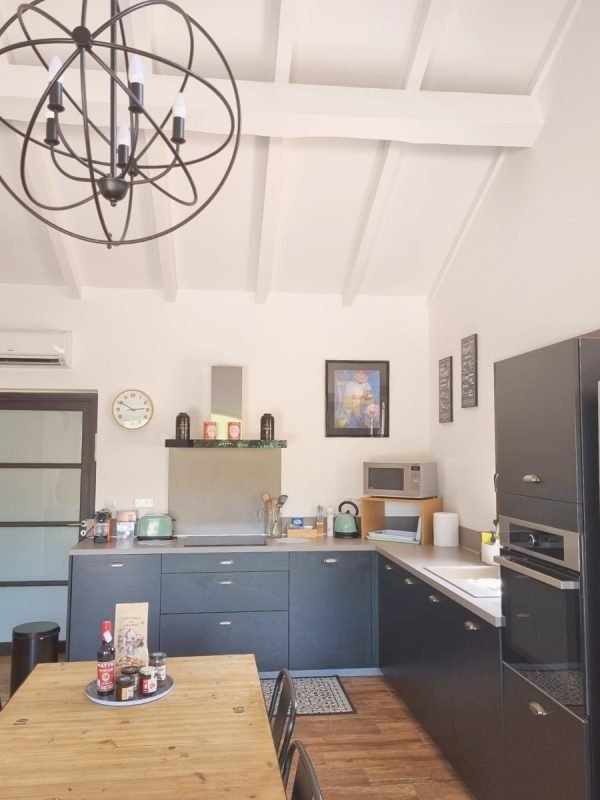 Location de vacances Sainte Lucie de Porto Vecchio - Villa sous le pin (12)