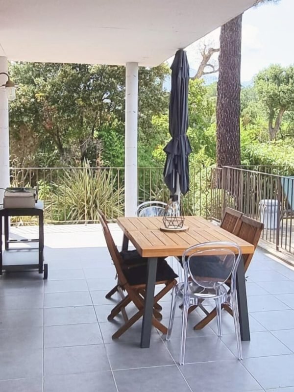 Location de vacances Sainte Lucie de Porto Vecchio - Villa sous le pin (18)