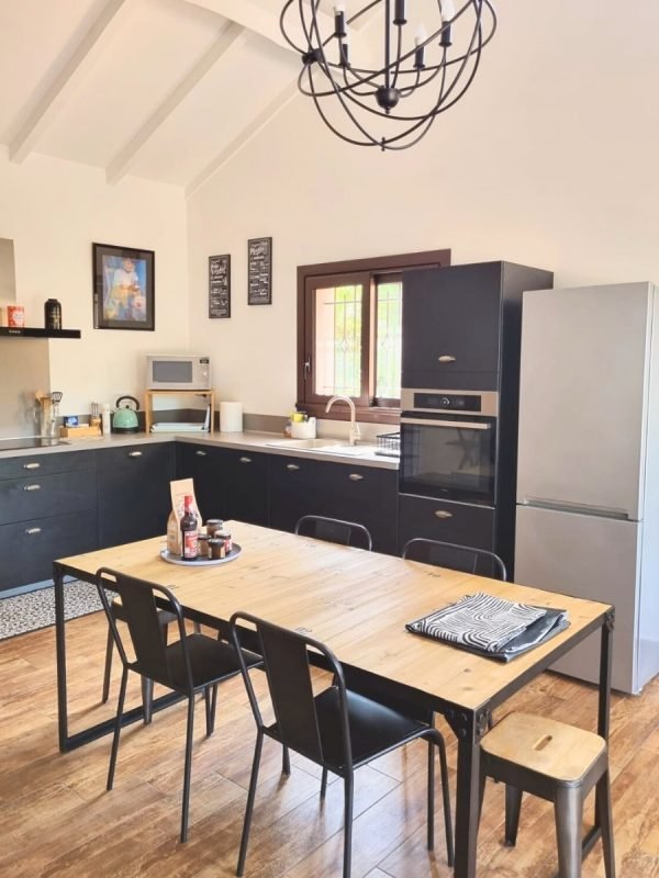 Location de vacances Sainte Lucie de Porto Vecchio - Villa sous le pin (3)