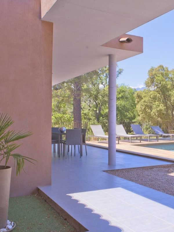 Location de vacances Sainte Lucie de Porto Vecchio - Villa sous le pin (5)
