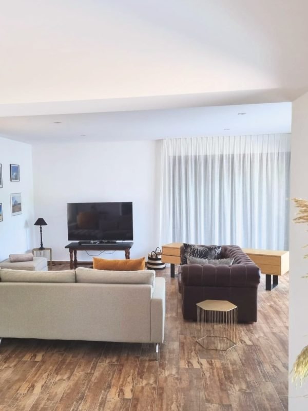 Location de vacances Sainte Lucie de Porto Vecchio - Villa sous le pin (7)