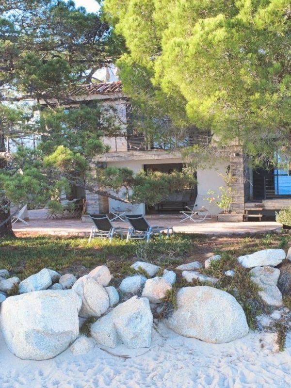 Location villa pieds dans l'eau Porto Vecchio35