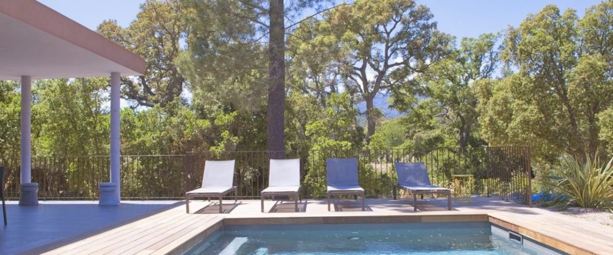 Villa sous le pin - Location vacances Pinarello Corse (16)